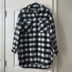 Black/White Plaid Long Shacket
